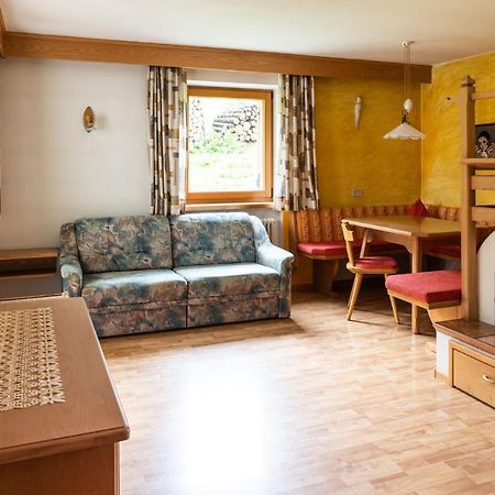Garni Juri Panzió La Villa  Kültér fotó