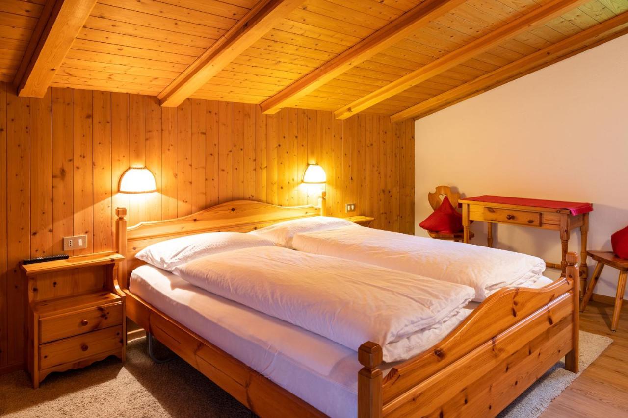 Garni Juri Panzió La Villa  Kültér fotó